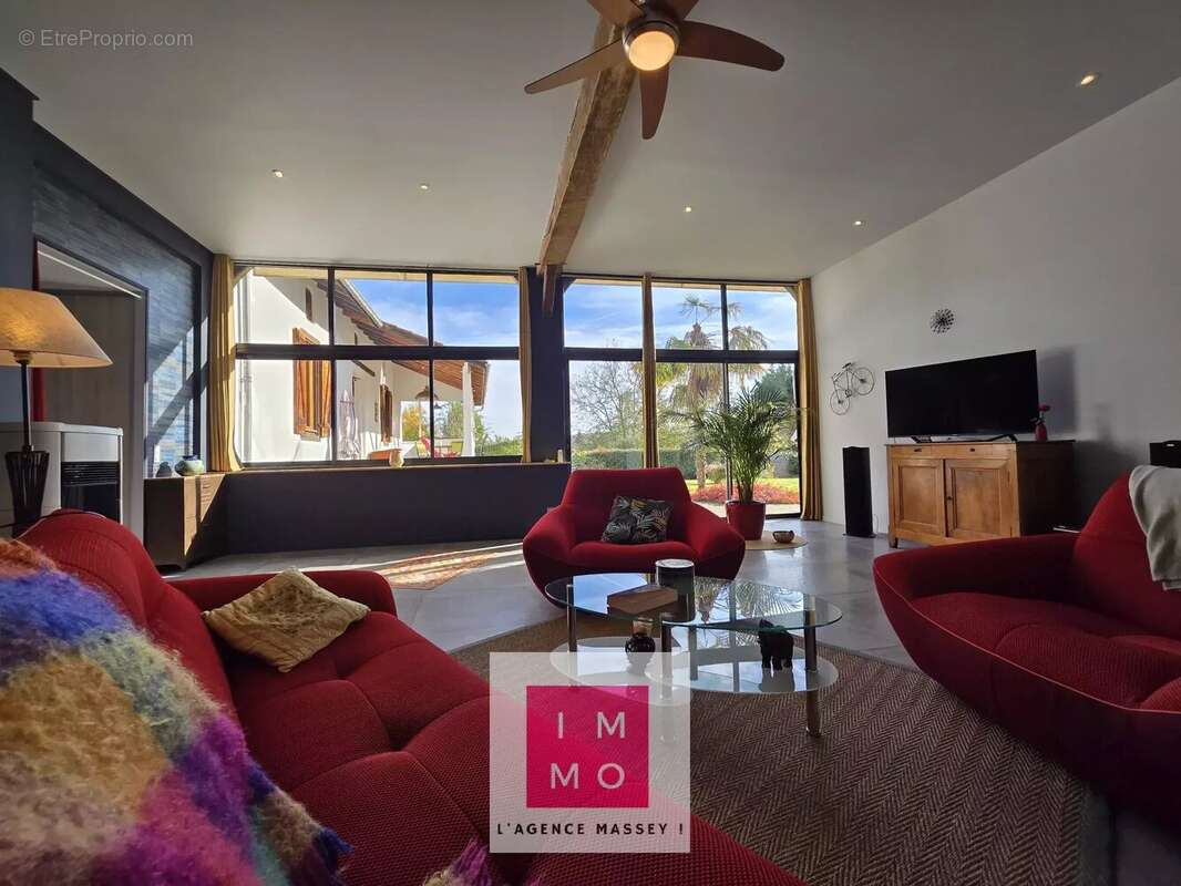 Maison à CASTERA-LOU