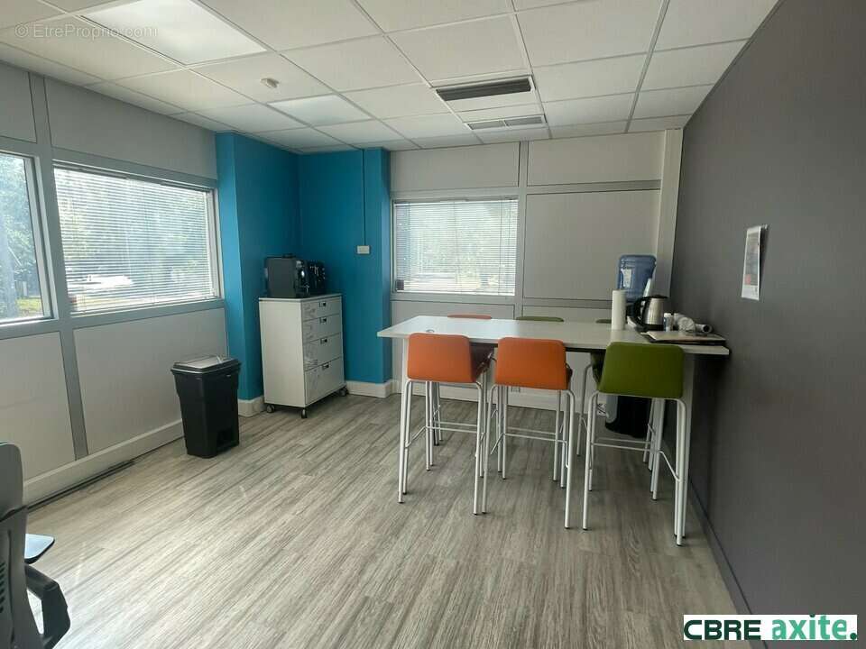 Commerce 406 m² à Meylan  - photo 2