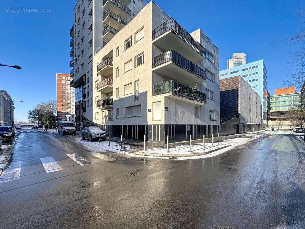   - Appartement à LILLE