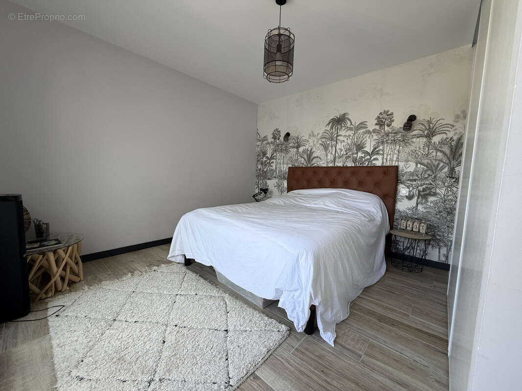 Maison à VAUX-SUR-MER