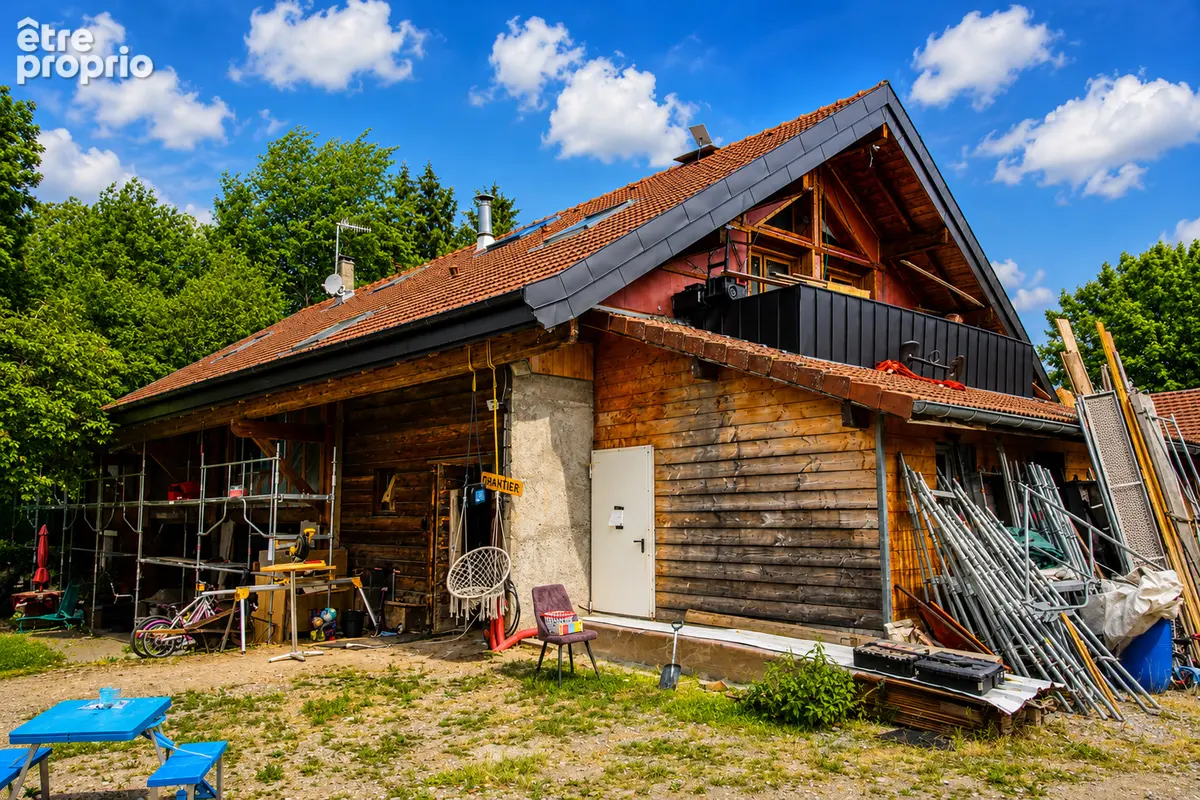 Maison (2 logements) Neuvecelle 11 pièce(s) 309.6 m² + Annexes 179m² et Terrain 4383m² - photo 4