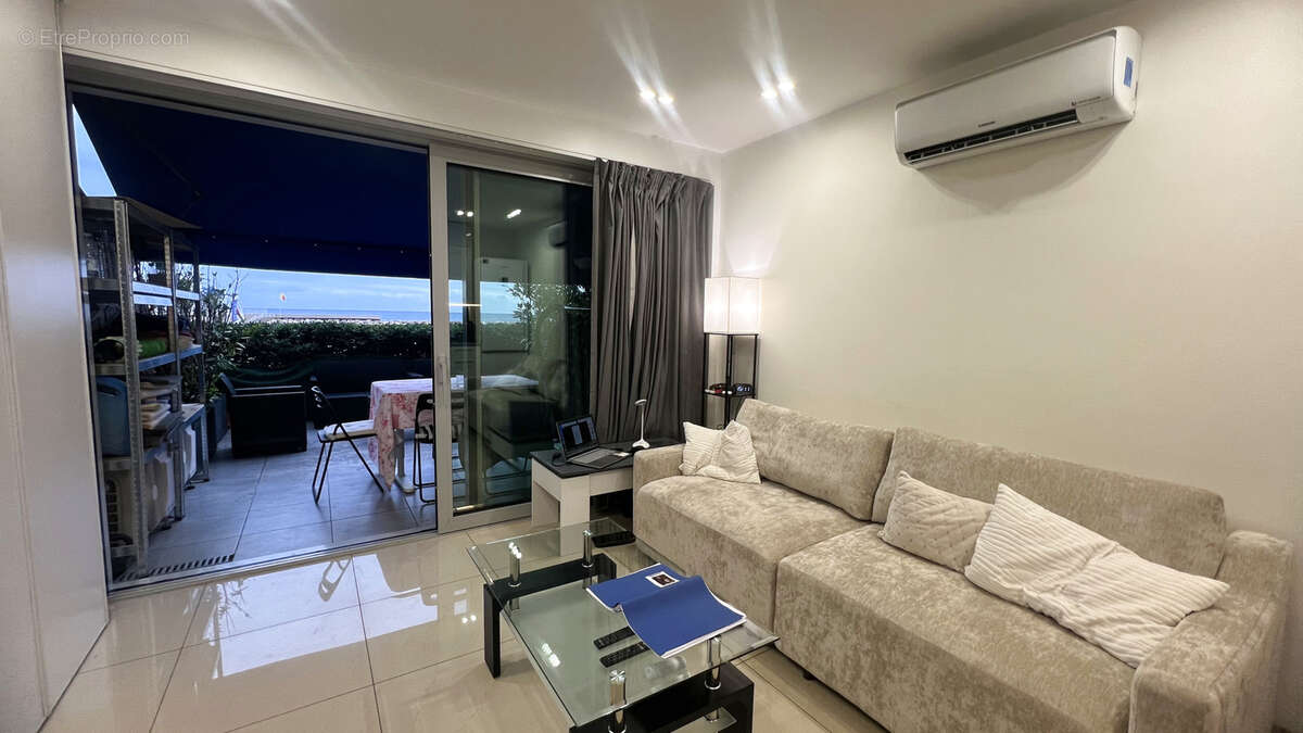 Appartement à ROQUEBRUNE-CAP-MARTIN