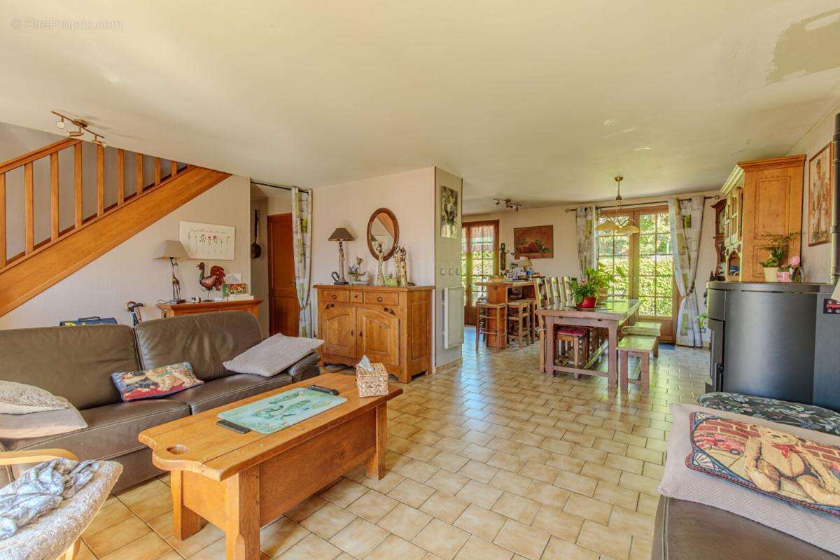 Exclusivite proprietes-privees : maison familiale à gaillon-sur-montcient - photo 2