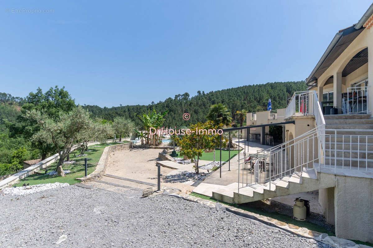 Maison à MERCUER