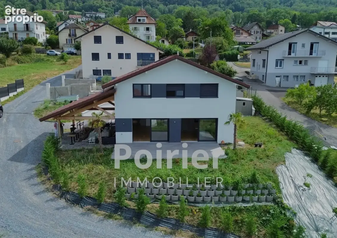 Maison à LUGRIN