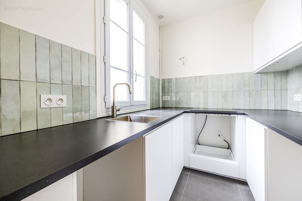 Appartement à LA GARENNE-COLOMBES