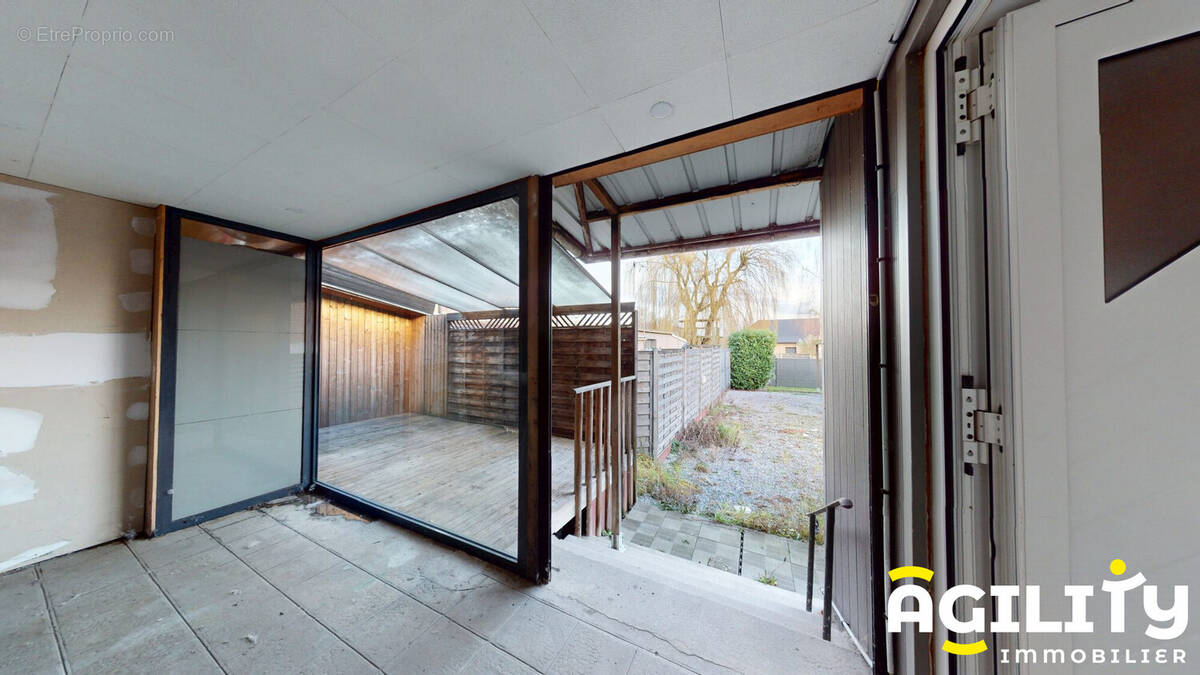 Appartement à PECQUENCOURT
