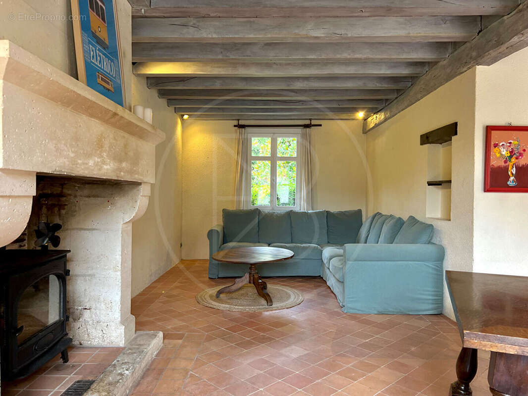 Maison à SAINT-LEON-SUR-L'ISLE