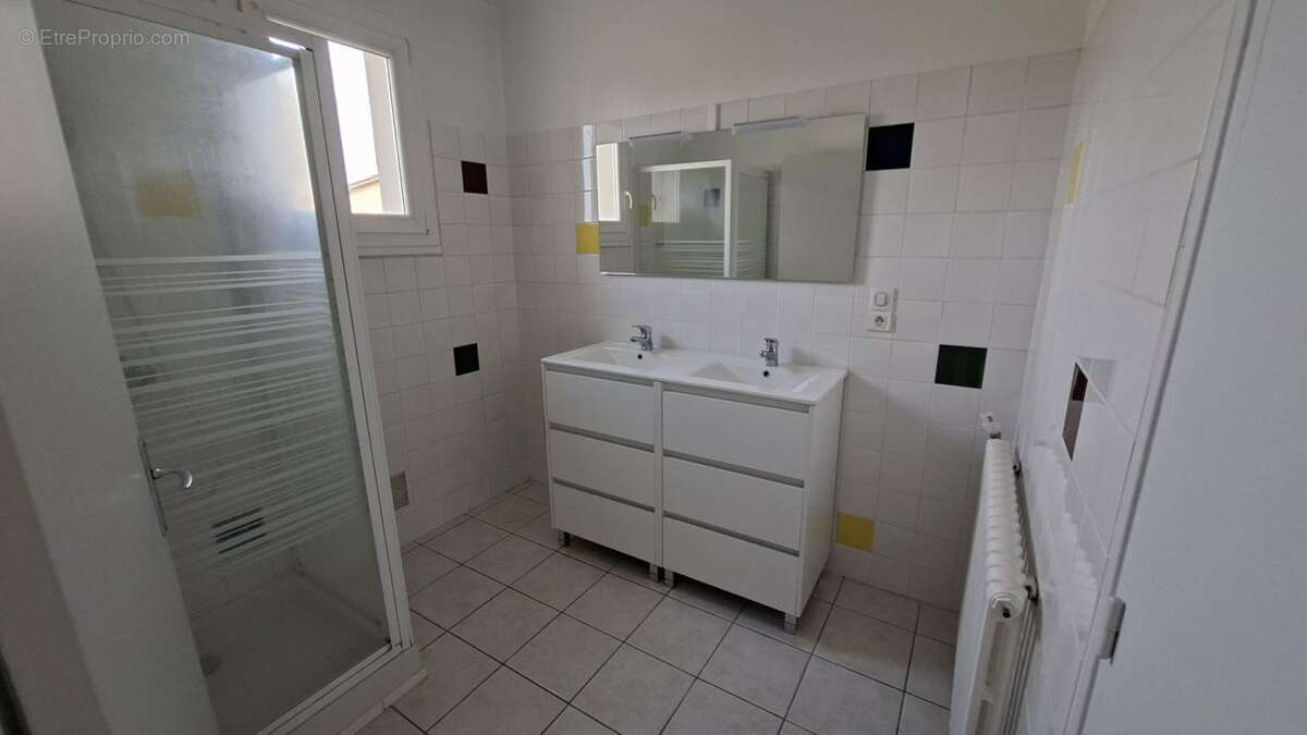 Maison à BIARS-SUR-CERE