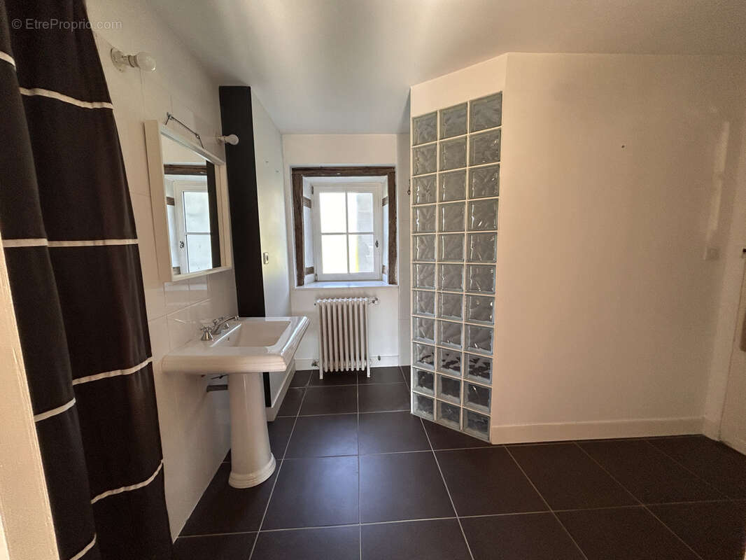 Maison à SAINT-BRANCHS