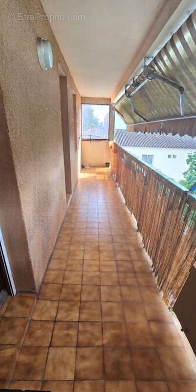 Appartement Pont de Veyle 2 balcons 3 chambres - photo 4