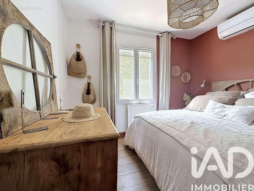 Photo 9 - Maison à SIGNES