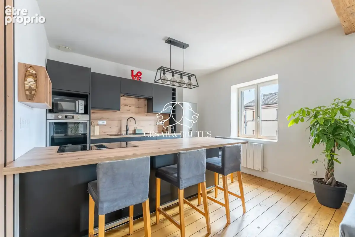Appartement 55 m² à Craponne  - photo 4
