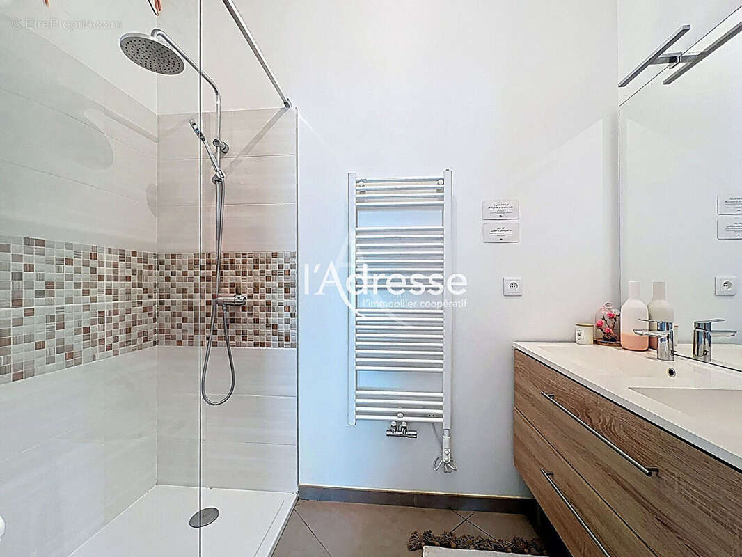 Maison à MONTEVRAIN