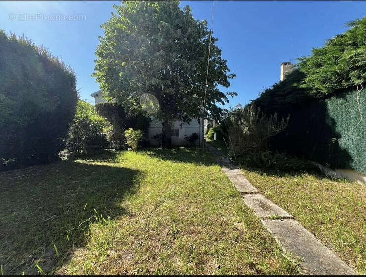 Maison à AULNAY-SOUS-BOIS