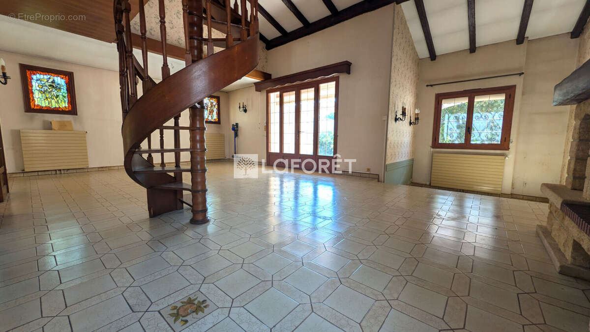 Maison - La Grande Motte - 7 pièces - 176 m² - photo 3