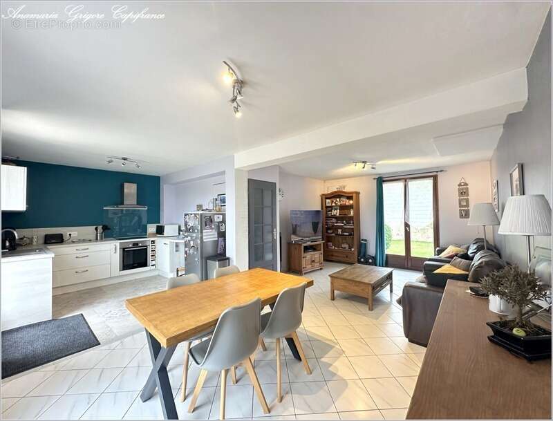 Maison à COURVILLE-SUR-EURE