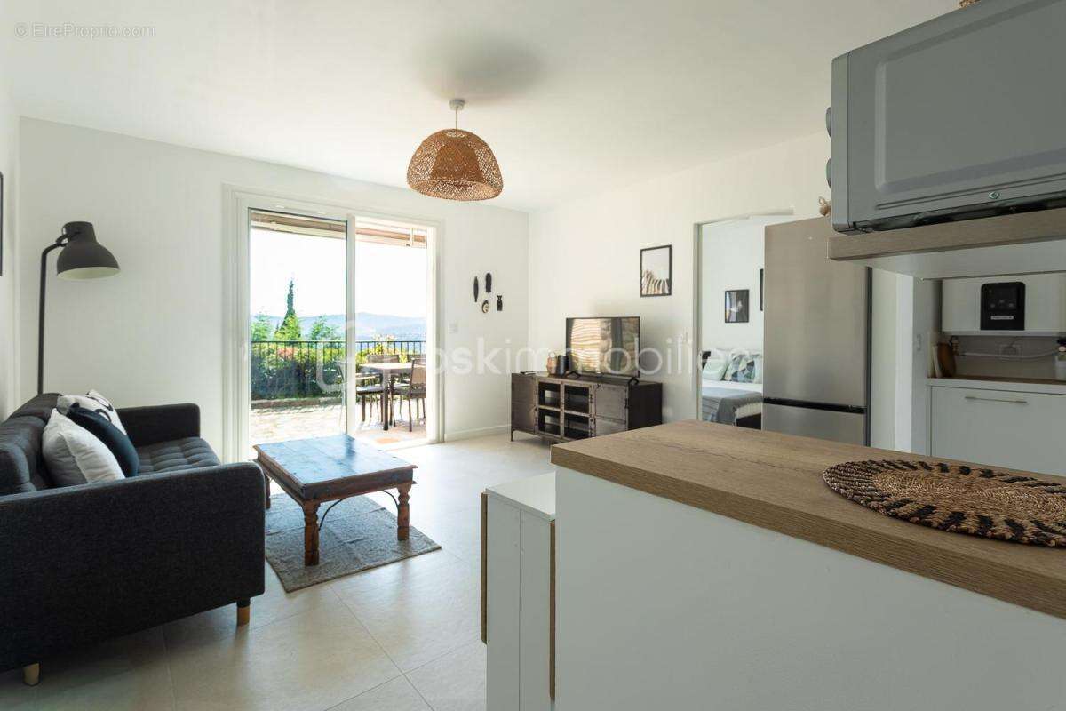 Appartement à LE LAVANDOU
