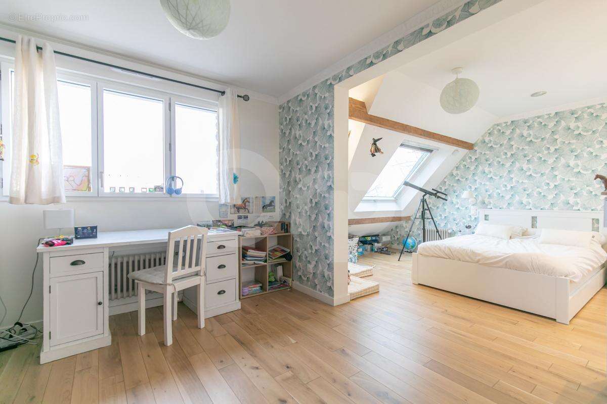 Maison à FONTENAY-SOUS-BOIS