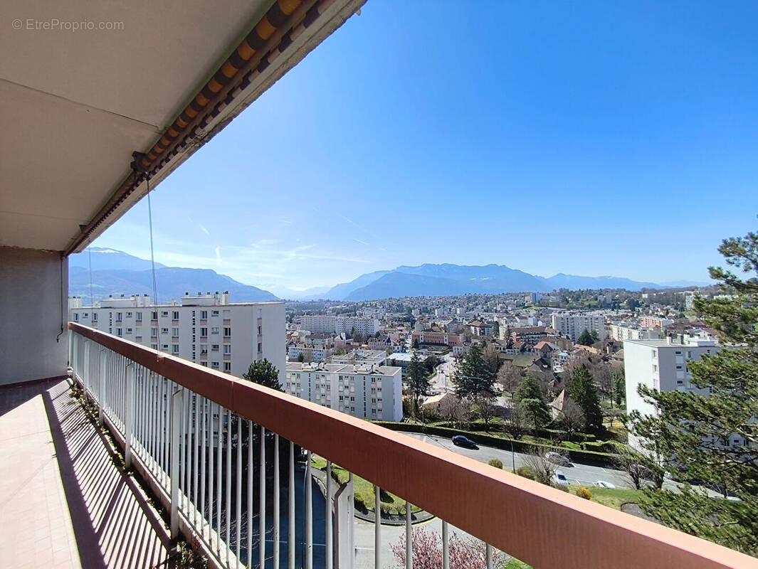 Appartement à VOIRON