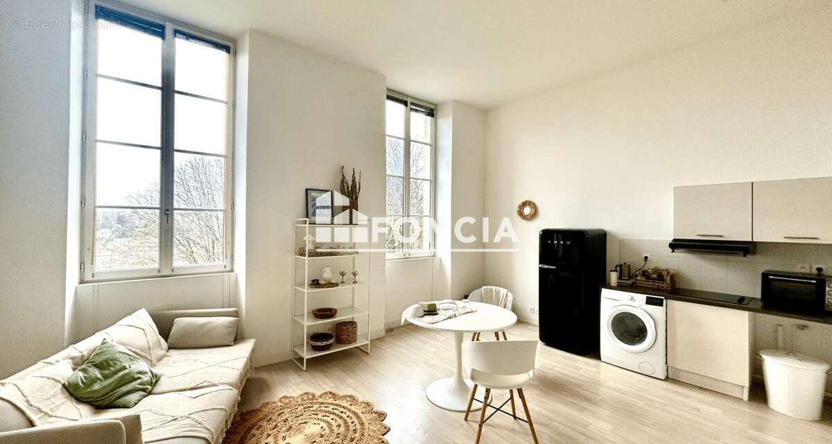 Centre ville / appartement en duplex avec parking - photo 2