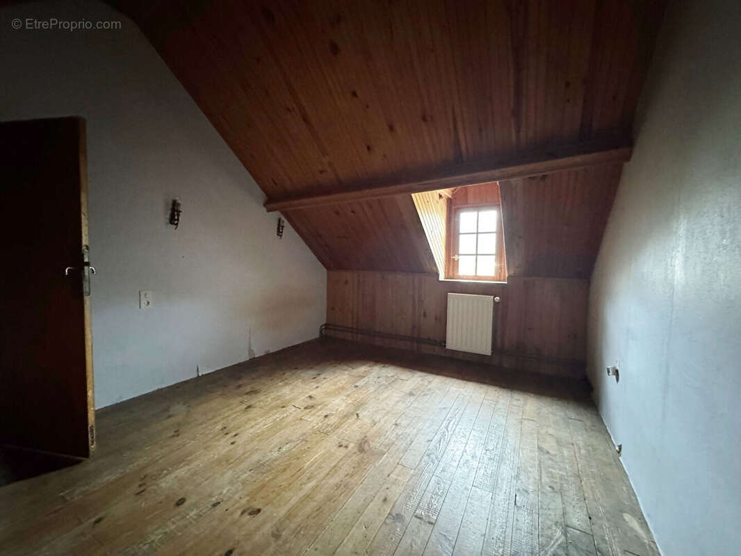 Maison à L&#039;ETANG-BERTRAND