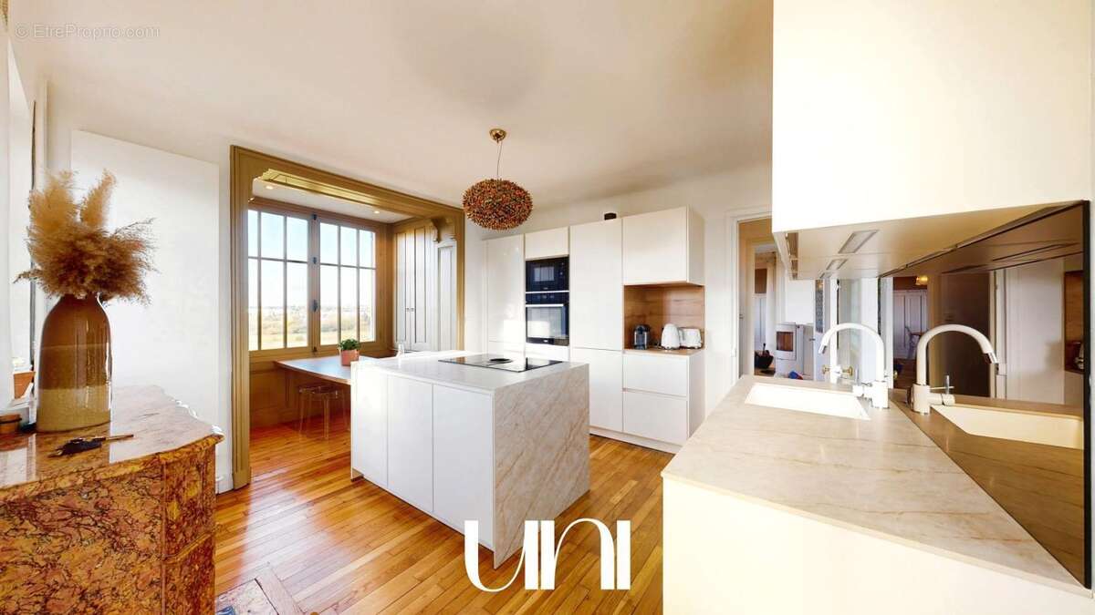 Maison à FLEURY-SUR-ORNE