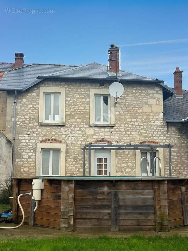 Maison à AMIFONTAINE