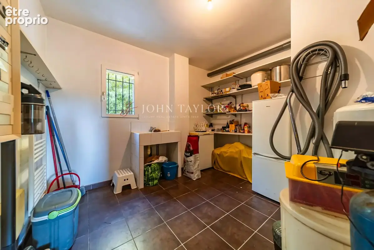 Maison à vendre à Cabrières-d'Avignon : 160 m² de charme avec piscine - photo 17