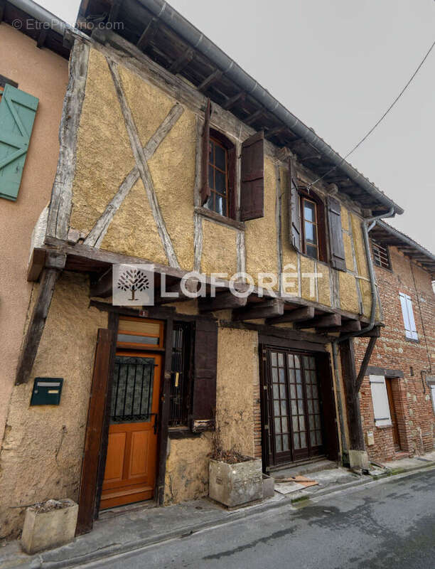 Maison à LISLE-SUR-TARN