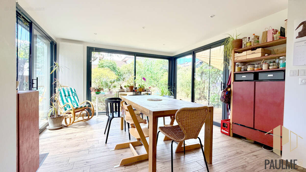 Maison mitoyenne t4 - 118 m2 - garage - thoiry centre 01710 - photo 3