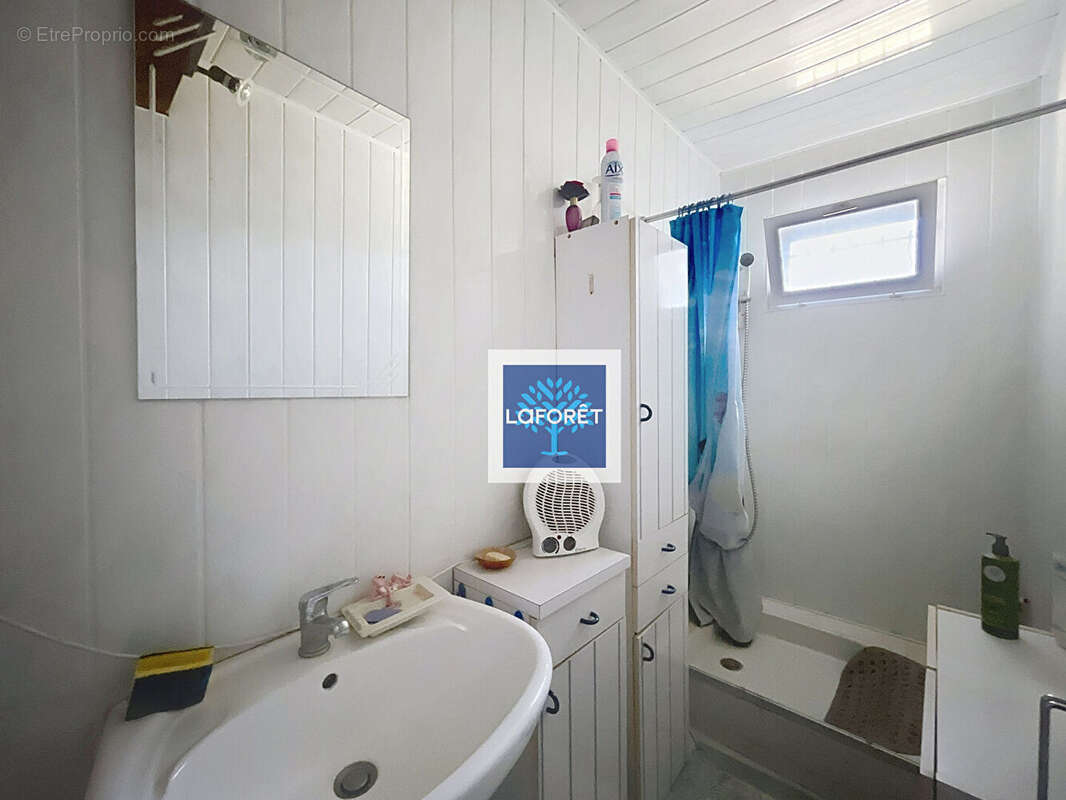 Maison à CHEVANCEAUX