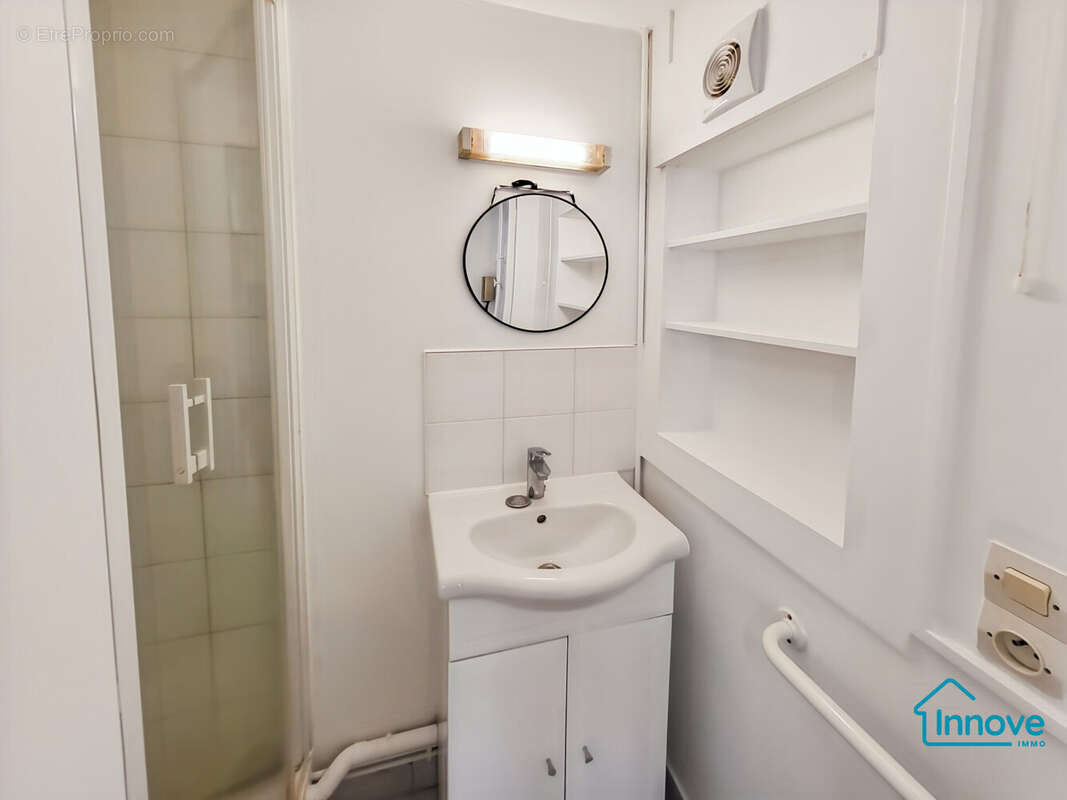 Appartement à PARIS-14E