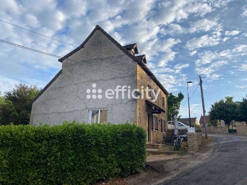 Maison 117 m² à Ouroux-Sous-Le-Bois-Sainte-Marie  - photo 2