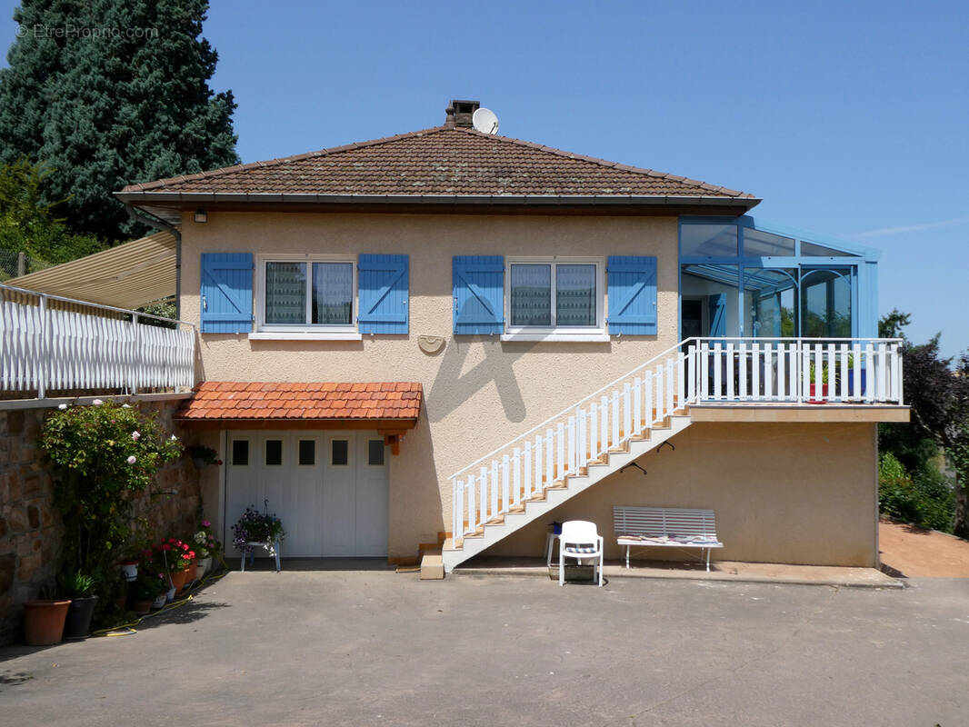 Maison à BRUSSIEU