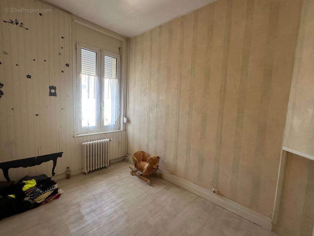 Maison à SAINT-QUENTIN