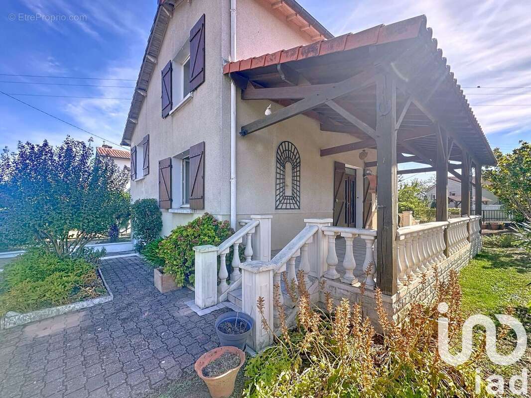 Photo 2 - Maison à THOUARS