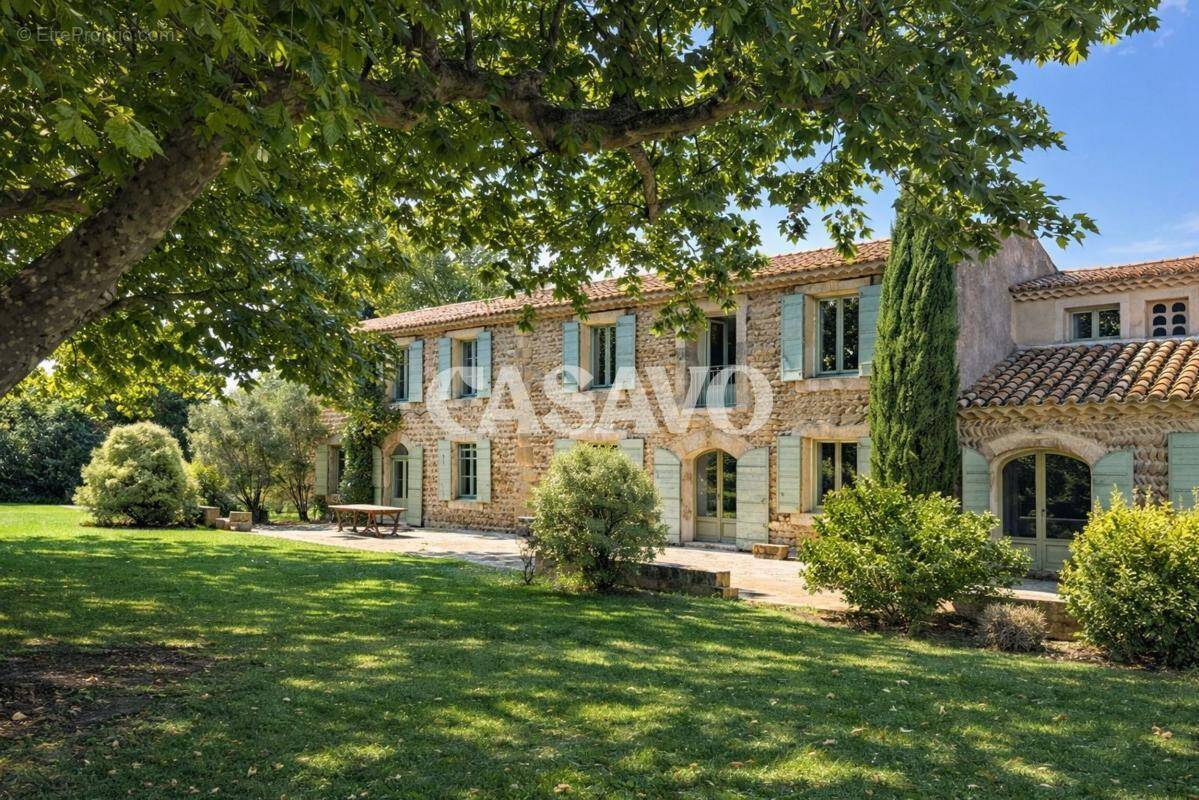 Maison à SAINT-MARTIN-DE-CRAU