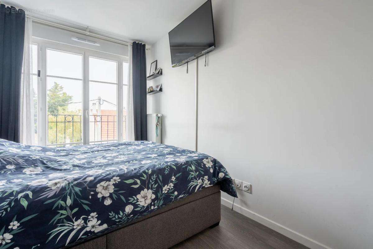 Appartement à LE BLANC-MESNIL