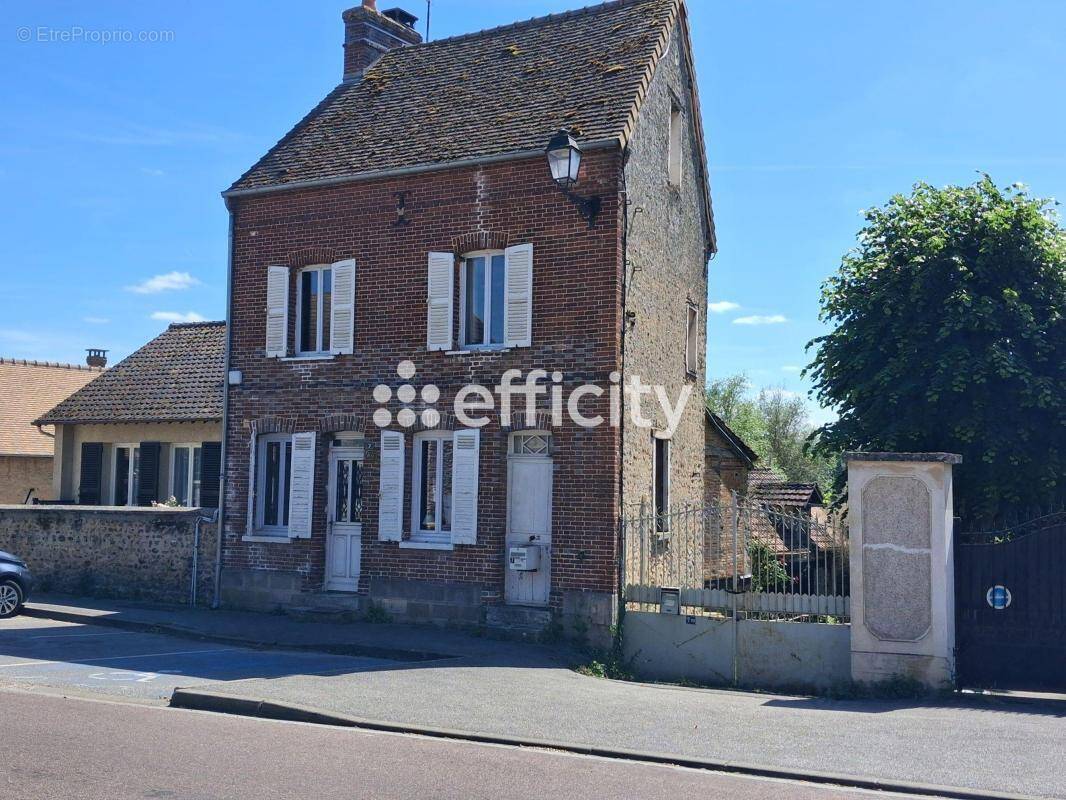 Maison à CHAMBRAY