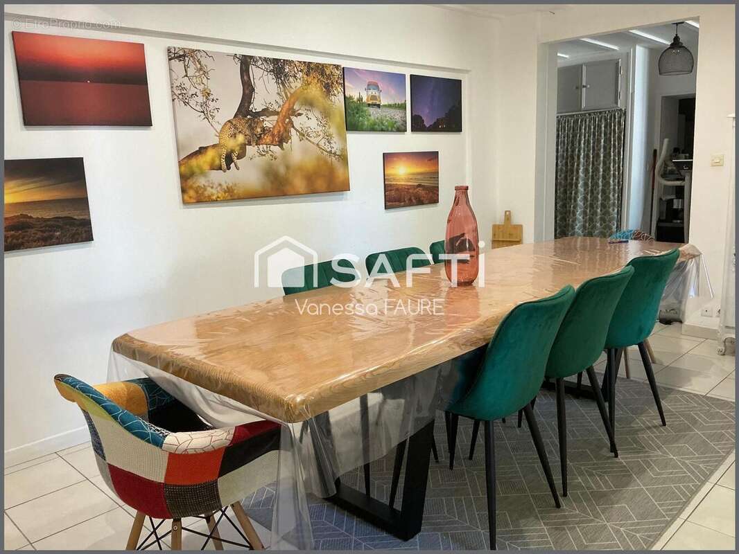 Maison 152 m² à Saint-Genes-De-Lombaud  - photo 6