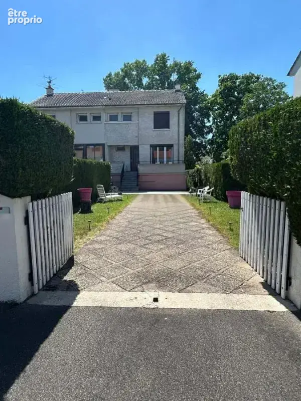 Maison à NEUILLY-LES-DIJON