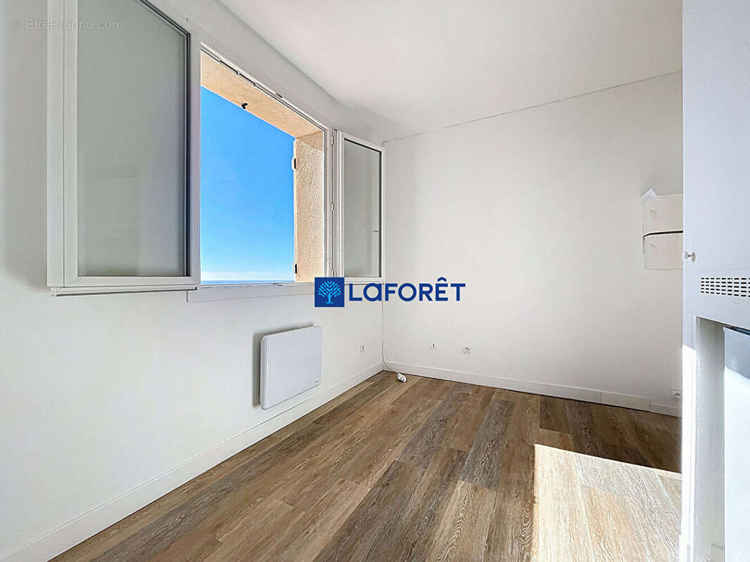 Appartement à LA VALETTE-DU-VAR