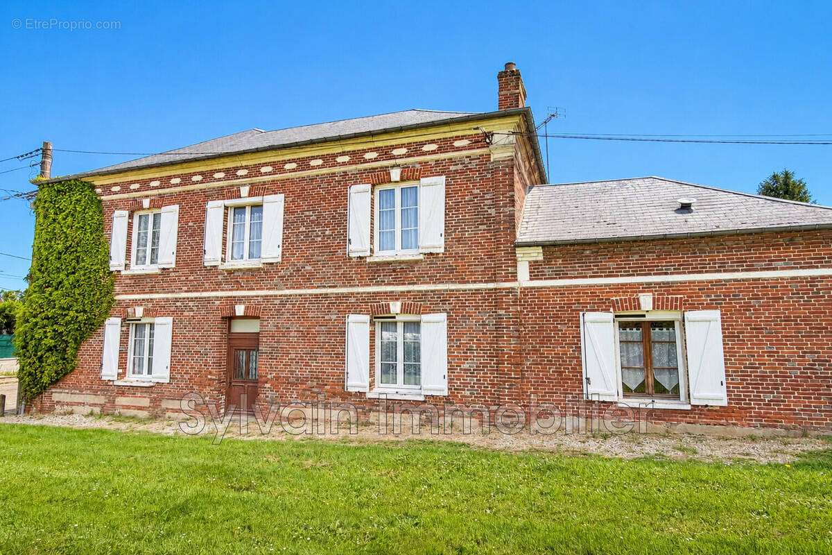 Maison à SAINT-AUBIN-EN-BRAY