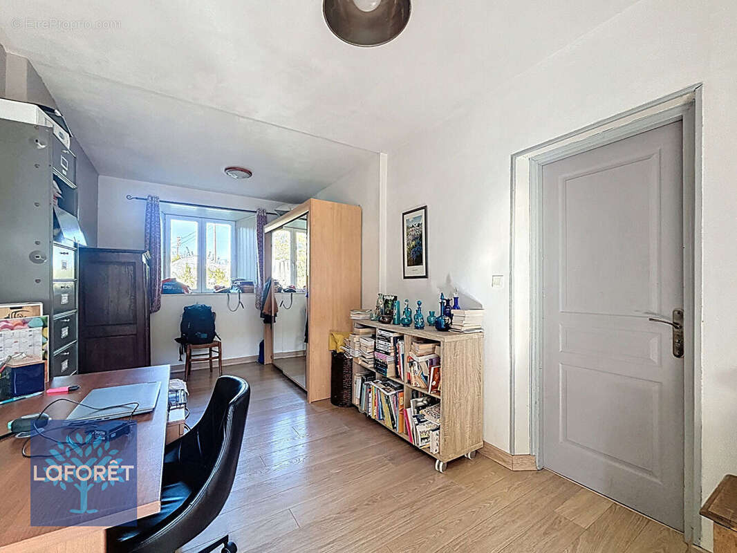 Maison à SAINT-GERMAIN-EN-COGLES