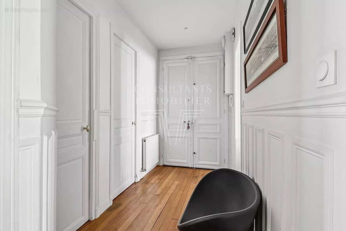 Appartement à LEVALLOIS-PERRET
