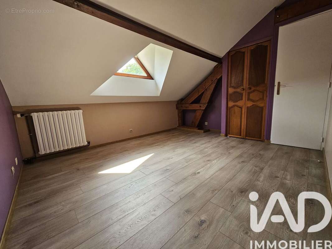 Maison 178 m² à Saint-Fargeau-Ponthierry  - photo 6