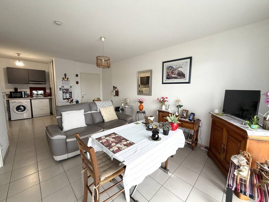 Appartement à FLEURY-LES-AUBRAIS