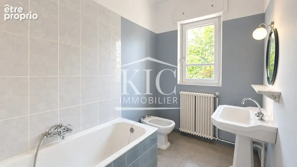 PROCHE CARCASSONNE - Ensemble 2 Maisons 175 m2 et 158 m2 - Garages - Piscine - photo 10