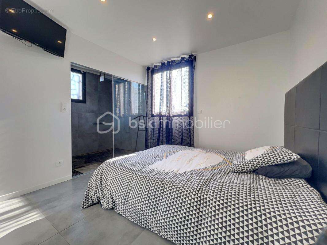 Maison à CAUMONT-SUR-DURANCE